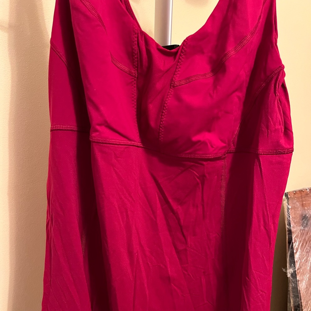 Lululemon top